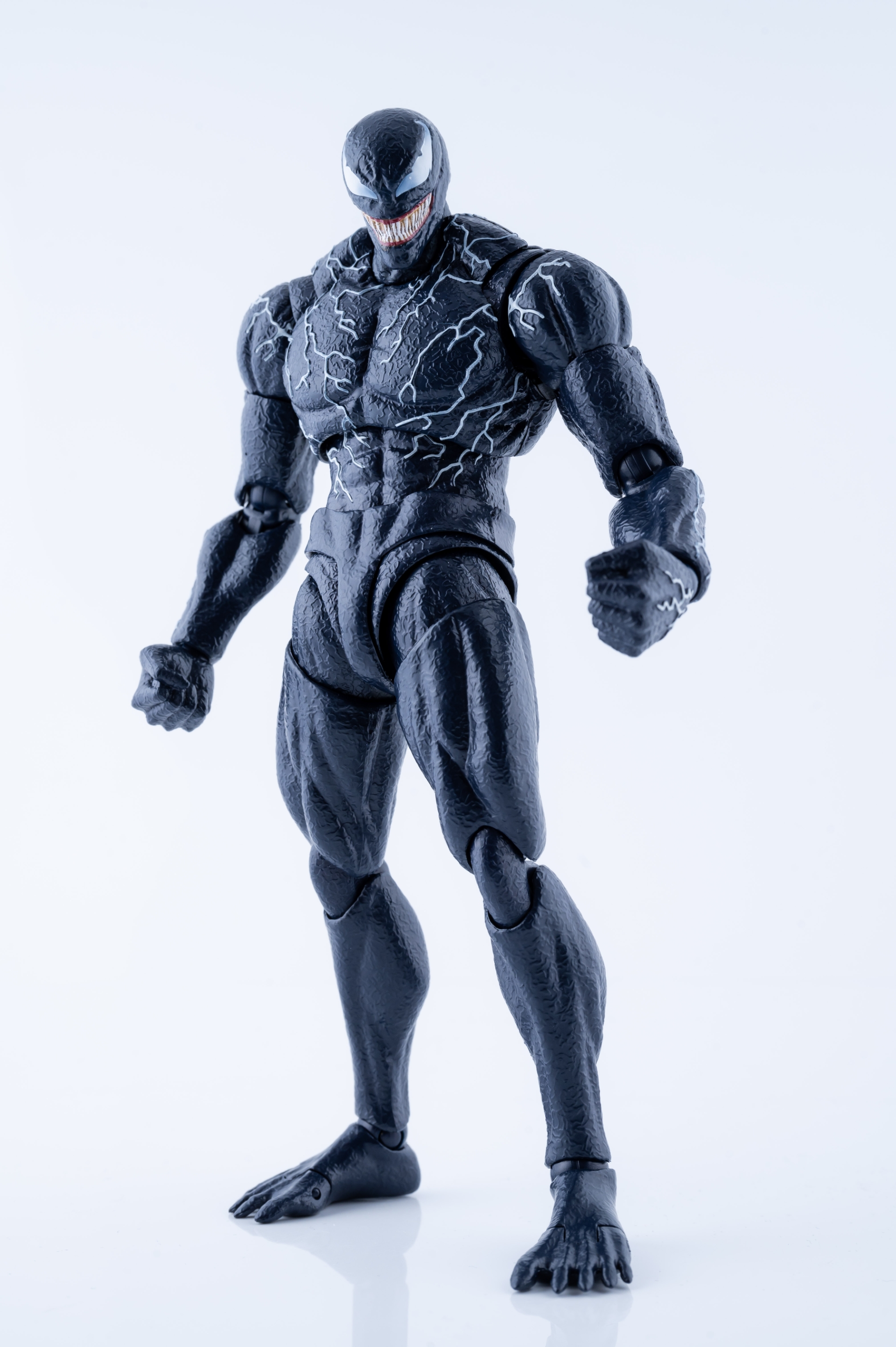 レビュー】S.H.figuarts ヴェノム (ヴェノム:レット・ゼア・ビー