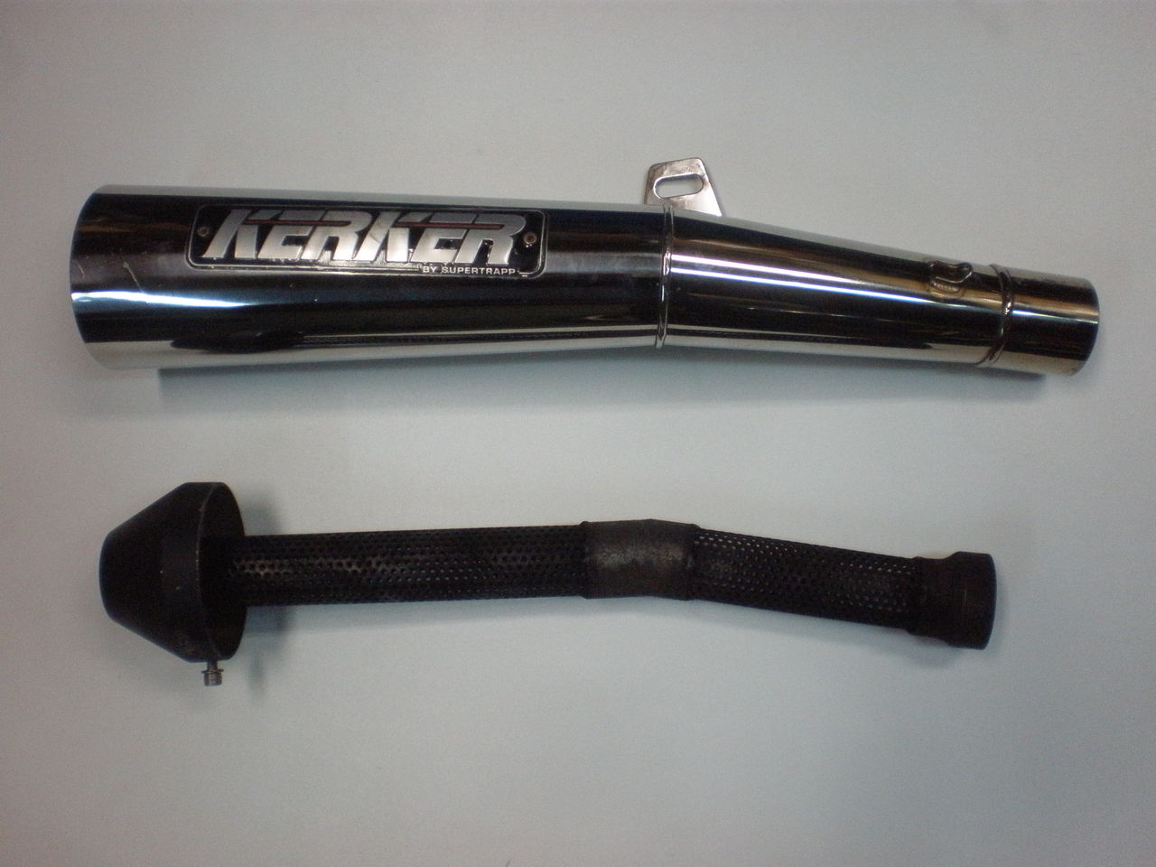 抜け過ぎ・爆音サイレンサー撲滅委員会 ゼファー400χ・KERKER