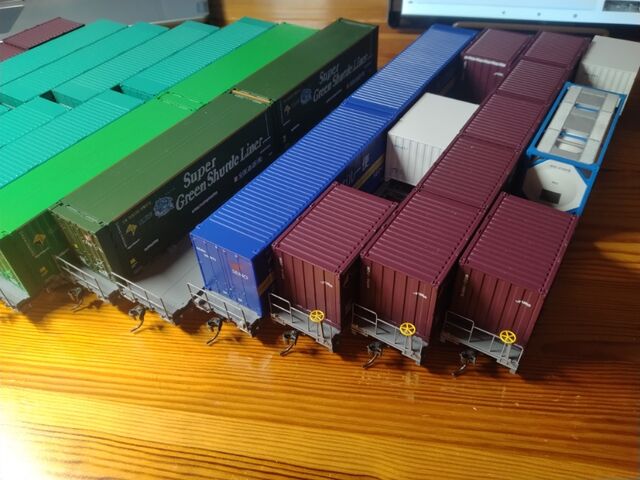 TOMIX HO コンテナ車 : クローゼットの中の鉄道模型
