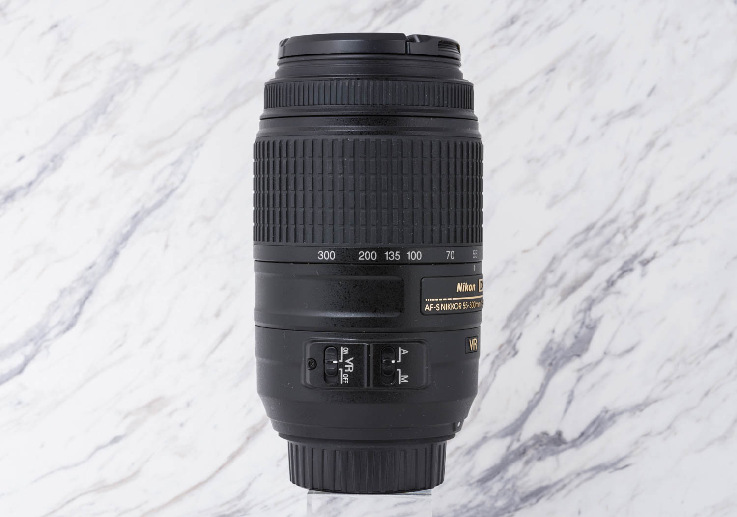 ニコン AF-S DX NIKKOR 55-300mm f/4.5-5.6G ED VR レビュー