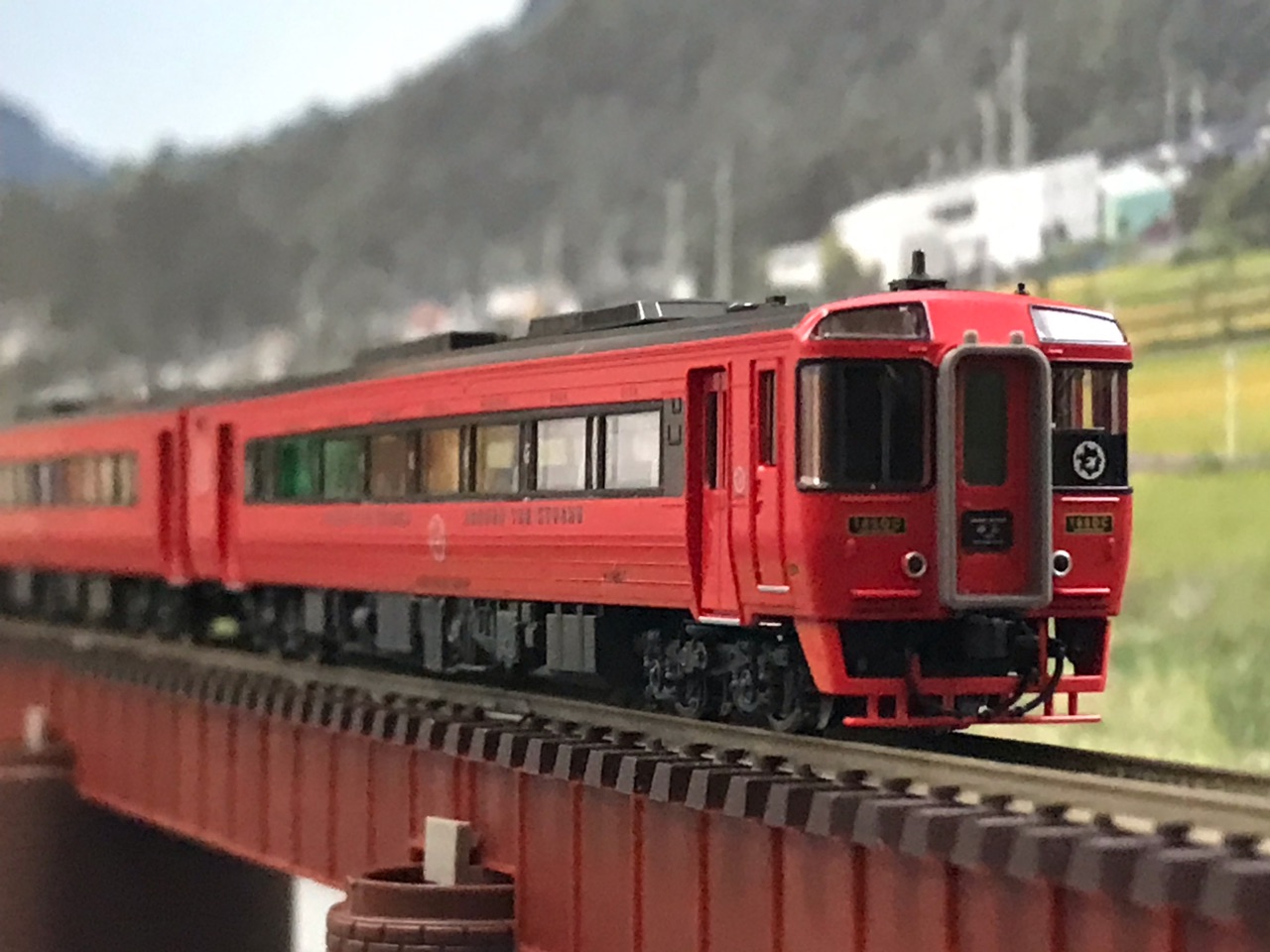 TOMIX キハ185系 アラウンド・ザ・九州 入線 : なみとの風