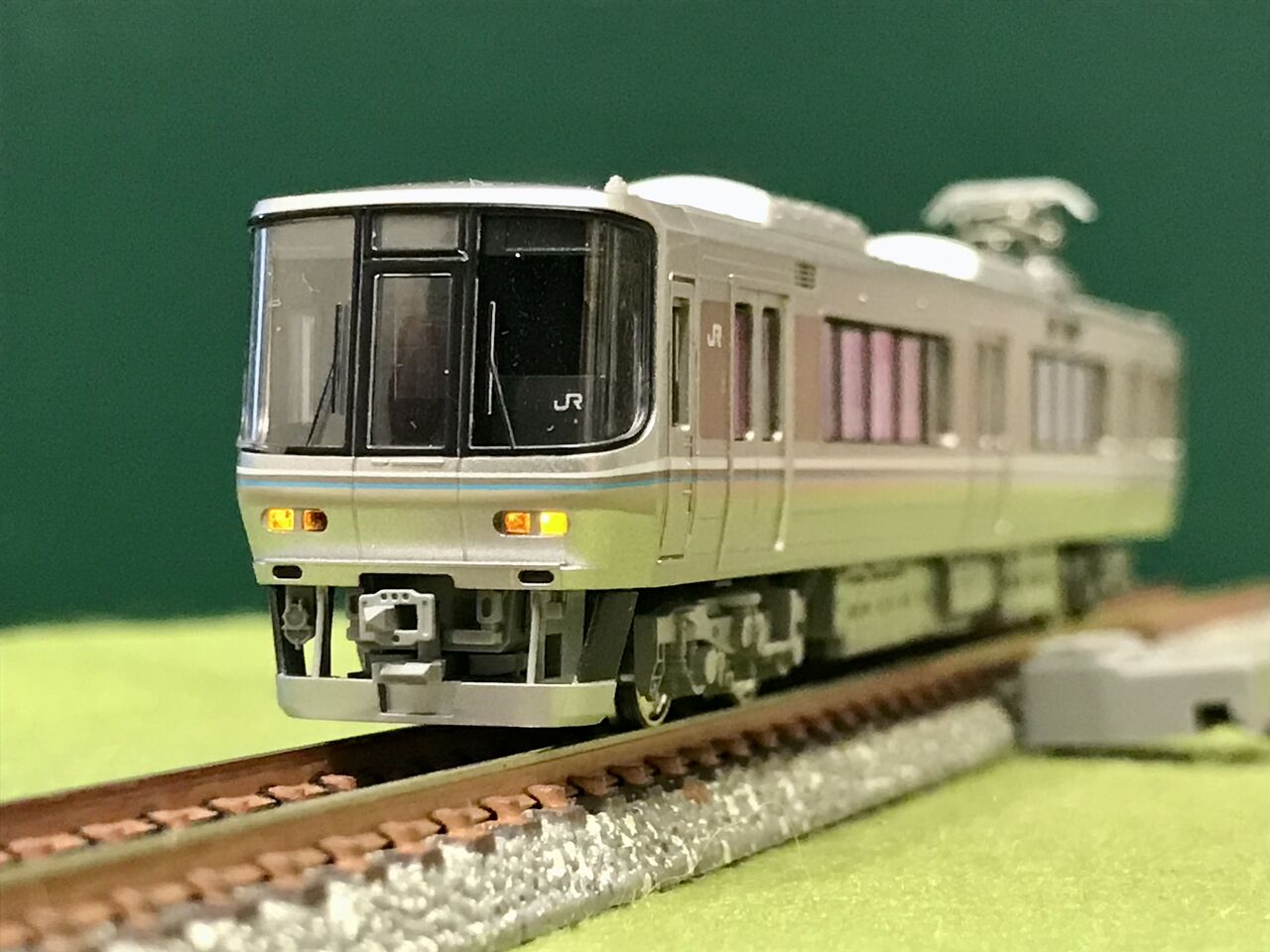 KATOの「221系」と「223系1000番台」を並べてみました。 : エヌゲ道