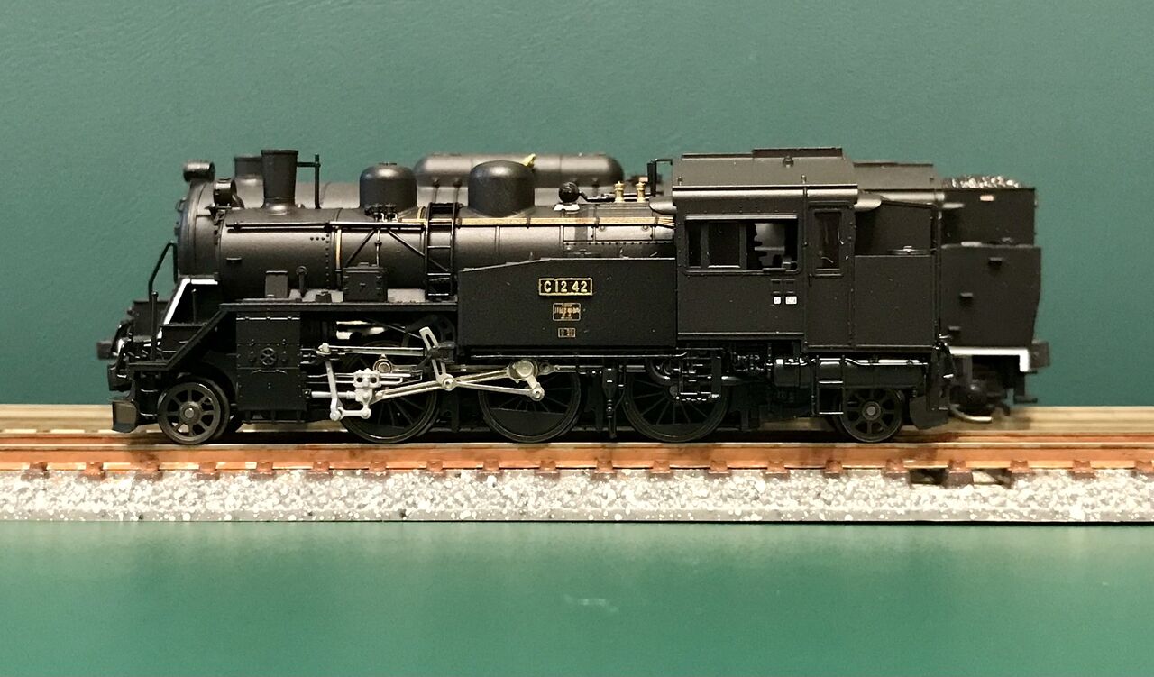 マイクロエース「E10形」と KATO「C12形」を並べてみました。 : エヌゲ