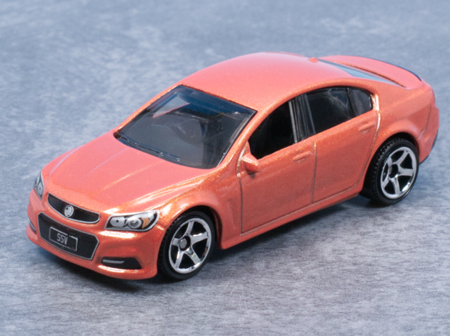 レビュー マッチボックス ホールデン VF コモドア SSV : ミニカー沼