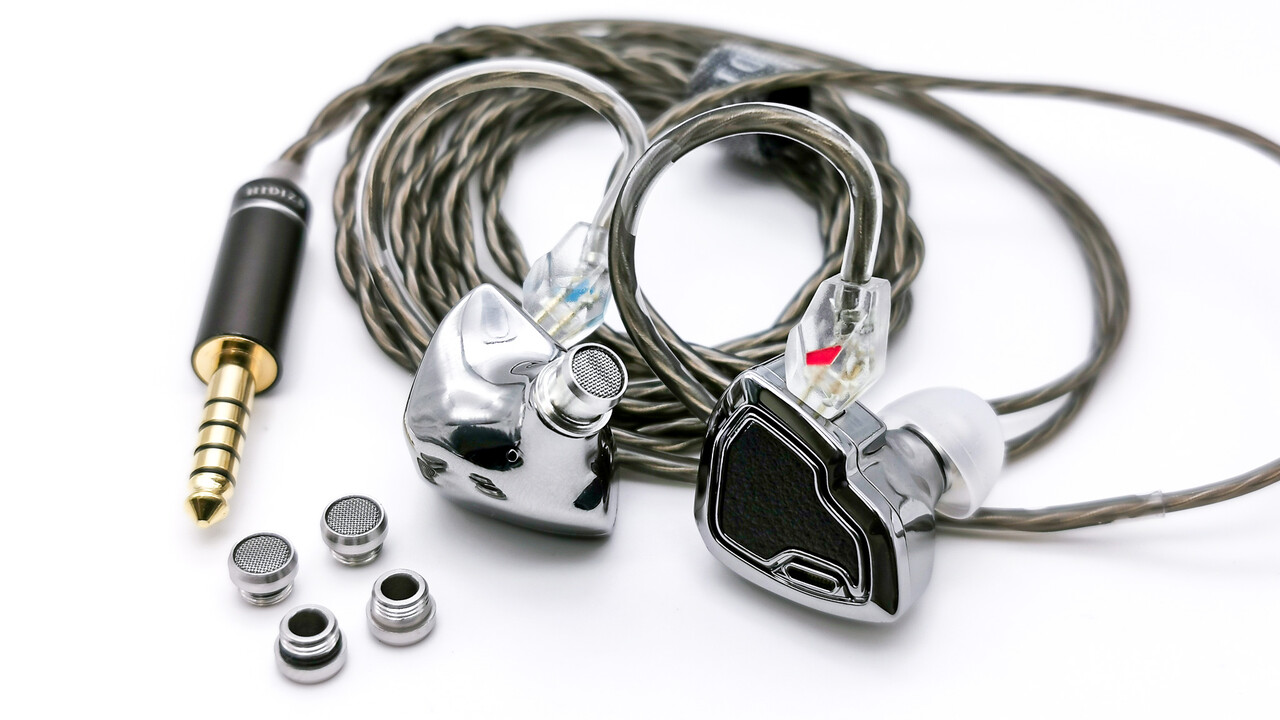 HIDIZS MS2 PRO」 独自BA+DLCコートPU+PEEK振動板DDのハイブリッド構成