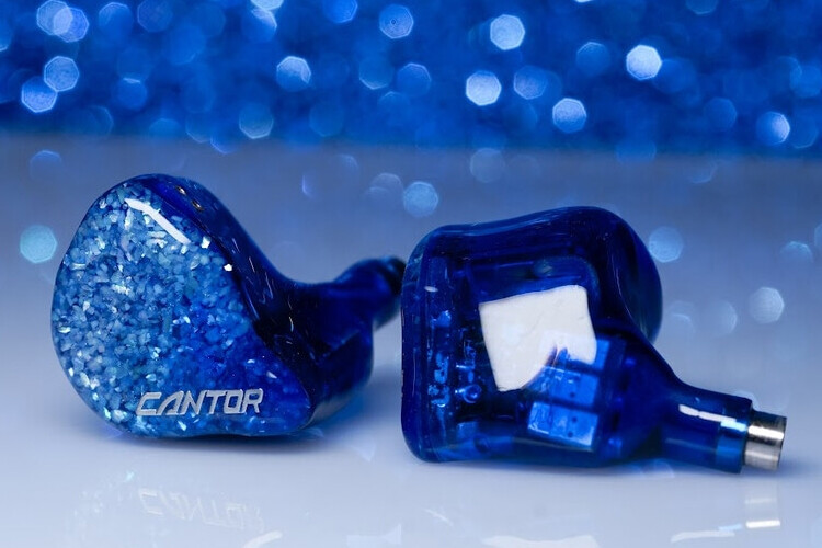 AFUL Cantor」 片側14BA構成にさらに進化した特許技術。自然な