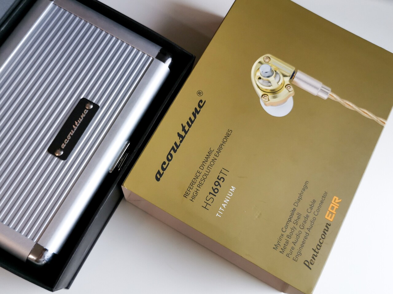 Acoustune 「HS1695TI Gold」 とにかくゴールドデザインが素敵で