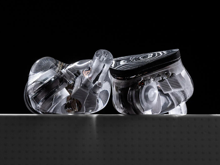 棚からレビュー】 「MOONDROP x Crinacle DUSK」 クールな外観に2DD+