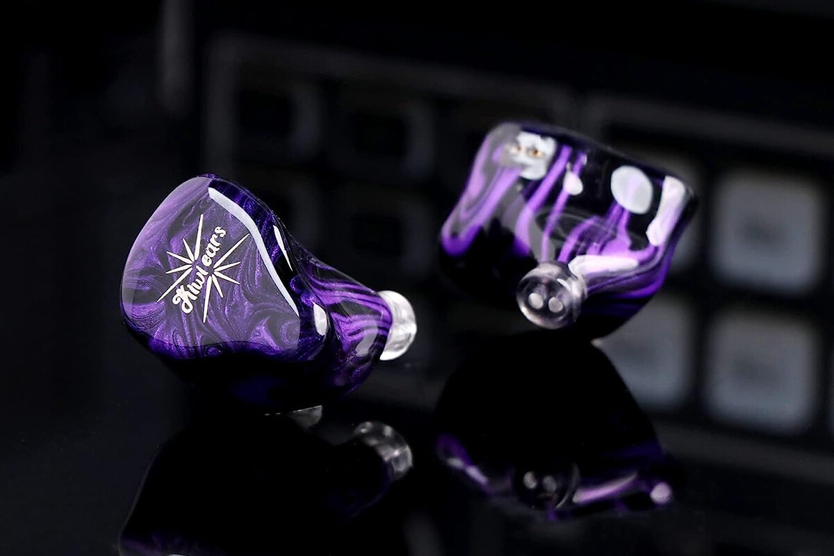 Kiwi Ears Quartet」 美しいデザインに圧倒的な低域を持つ2BA+2DD構成