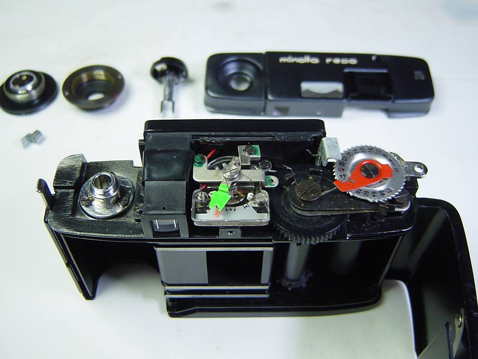 カメラ修理 ミノルタ repo 其の二 : カメラ修理工房日記－－みの虫の