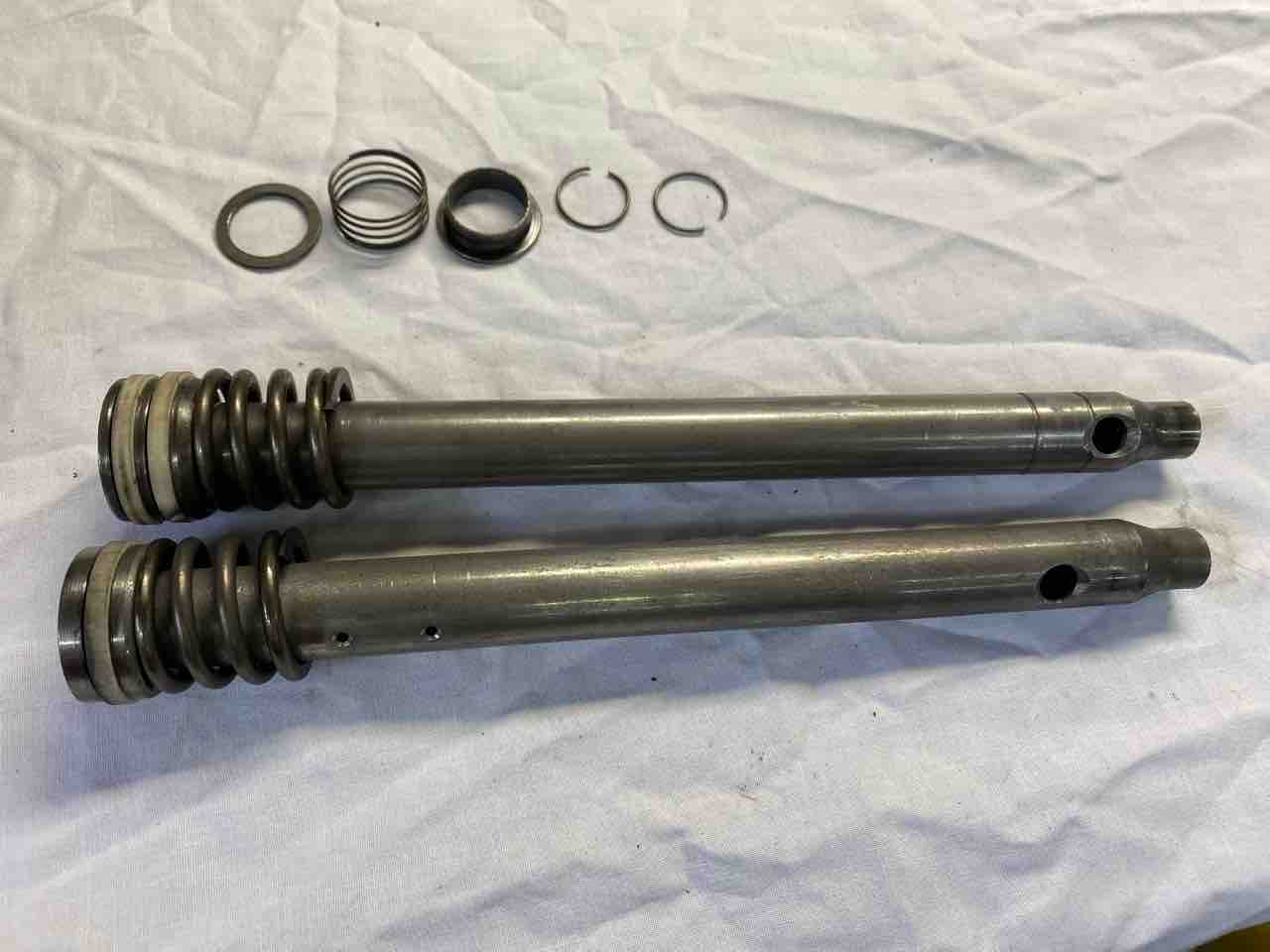 CBX400F フロントフォークOH/インナーチューブ交換 : Deep Fieldの