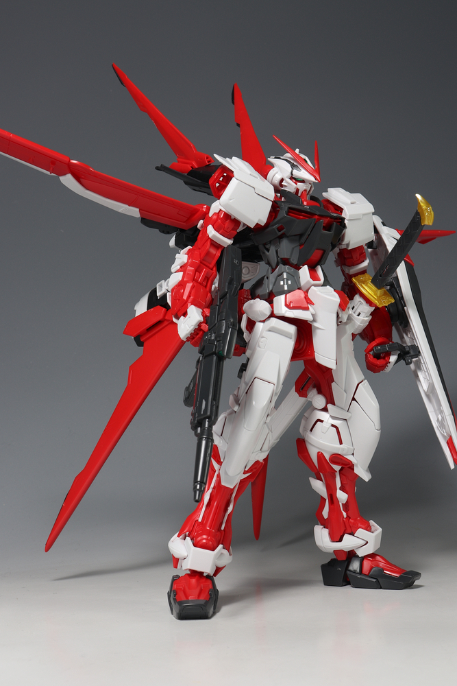 MG ガンダムアストレイレッドフレーム フライトユニット : デンデロの消失