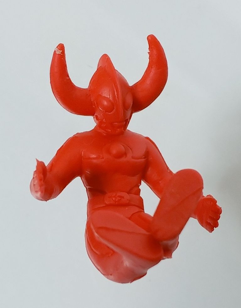 昭和レトロ コスモスのガチャガチャカプセル開封3 ウルトラマン 怪獣