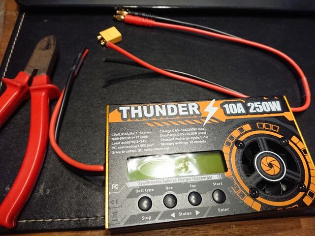 ミニ四駆】充放電器「THUNDER」購入！使い方・操作方法 : サブカル