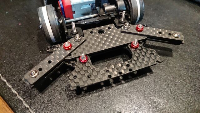 ミニ四駆】新・リアバンパーを作る！➀19mmリア : サブカル”ダディ