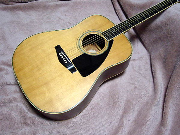 ヤマハ ベージュ・ラベル （YAMAHA FG-400MS） : ギター・ラボ （国産