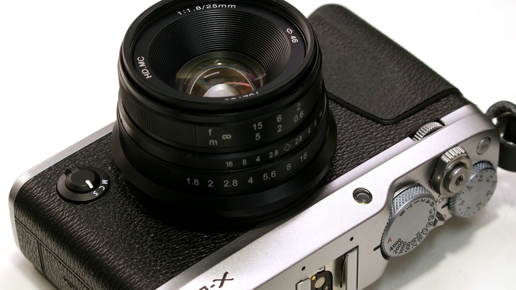 中華レンズはじめました！続報 FUJI Xマウント用 25mm f1.8 マニュア