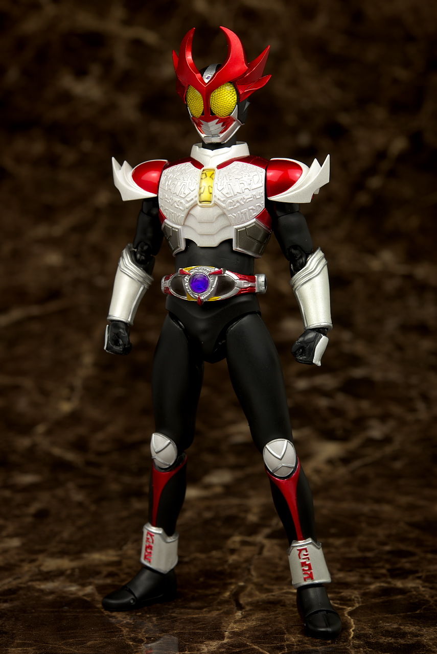 S.H.フィギュアーツ 仮面ライダーアギト シャイニングフォーム