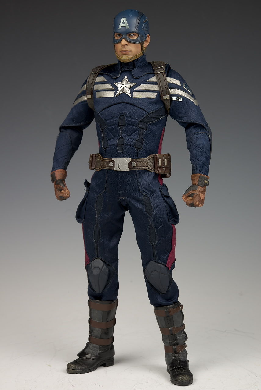 ホットトイズ キャプテン・アメリカ (ステルス・スーツ版) &スティーブ