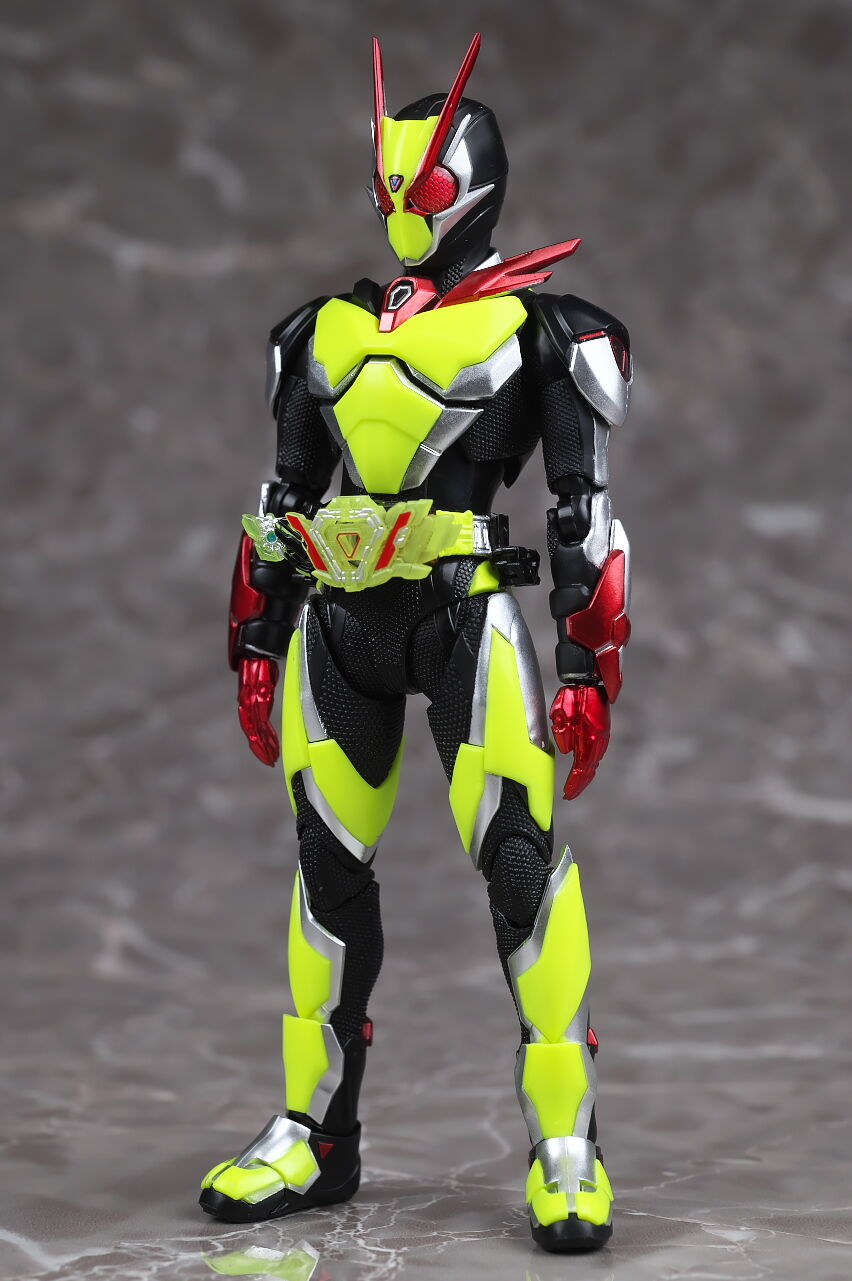 S.H.フィギュアーツ 仮面ライダーゼロツー (イズVer.) レビュー : はっ