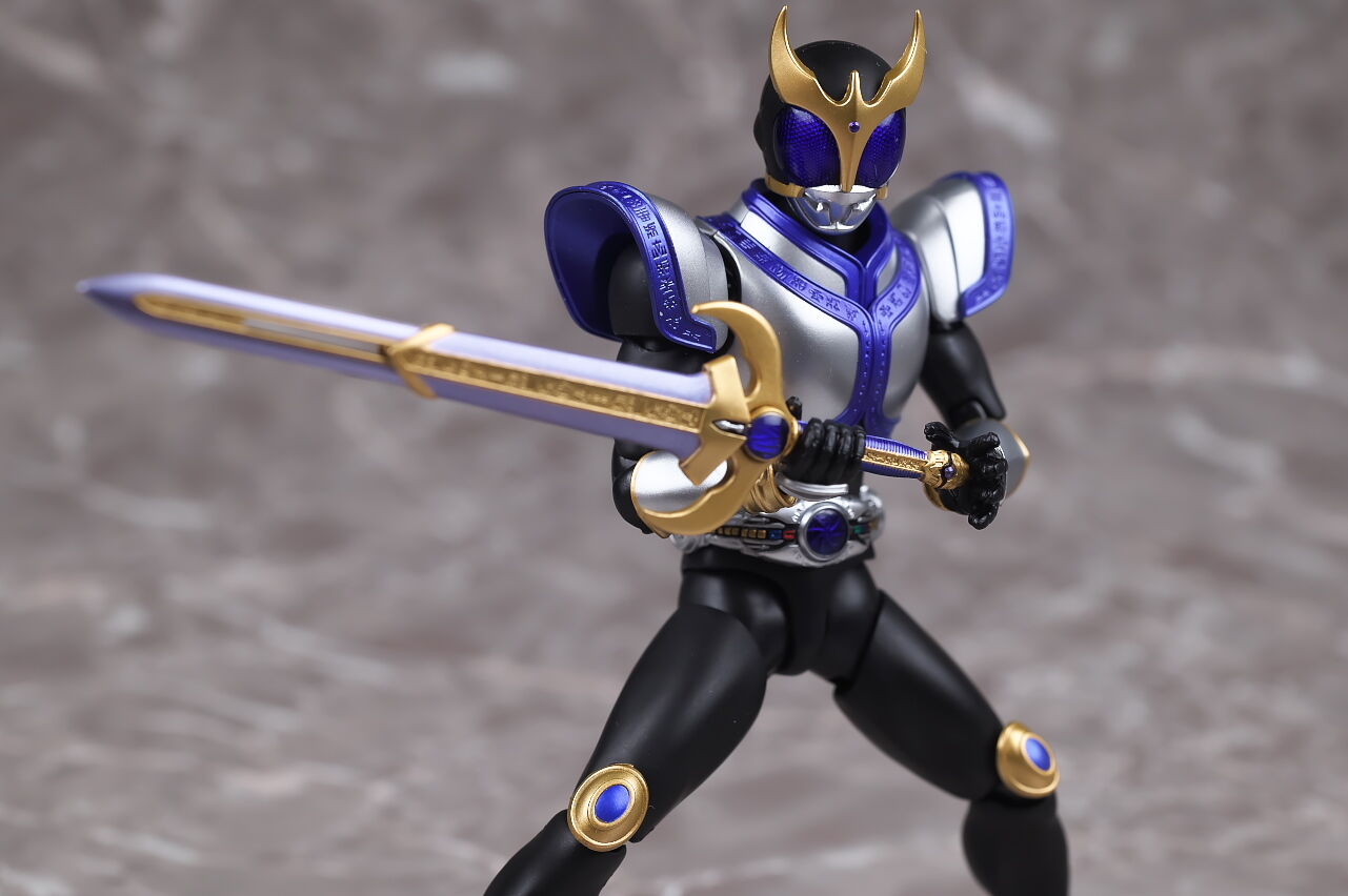 S.H.フィギュアーツ (真骨彫製法) 仮面ライダークウガ タイタン