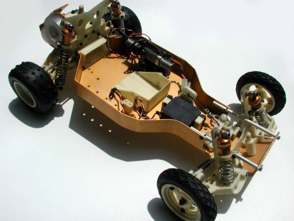 526ヤフオク探訪・初代アソシRC10 : ビートル日記