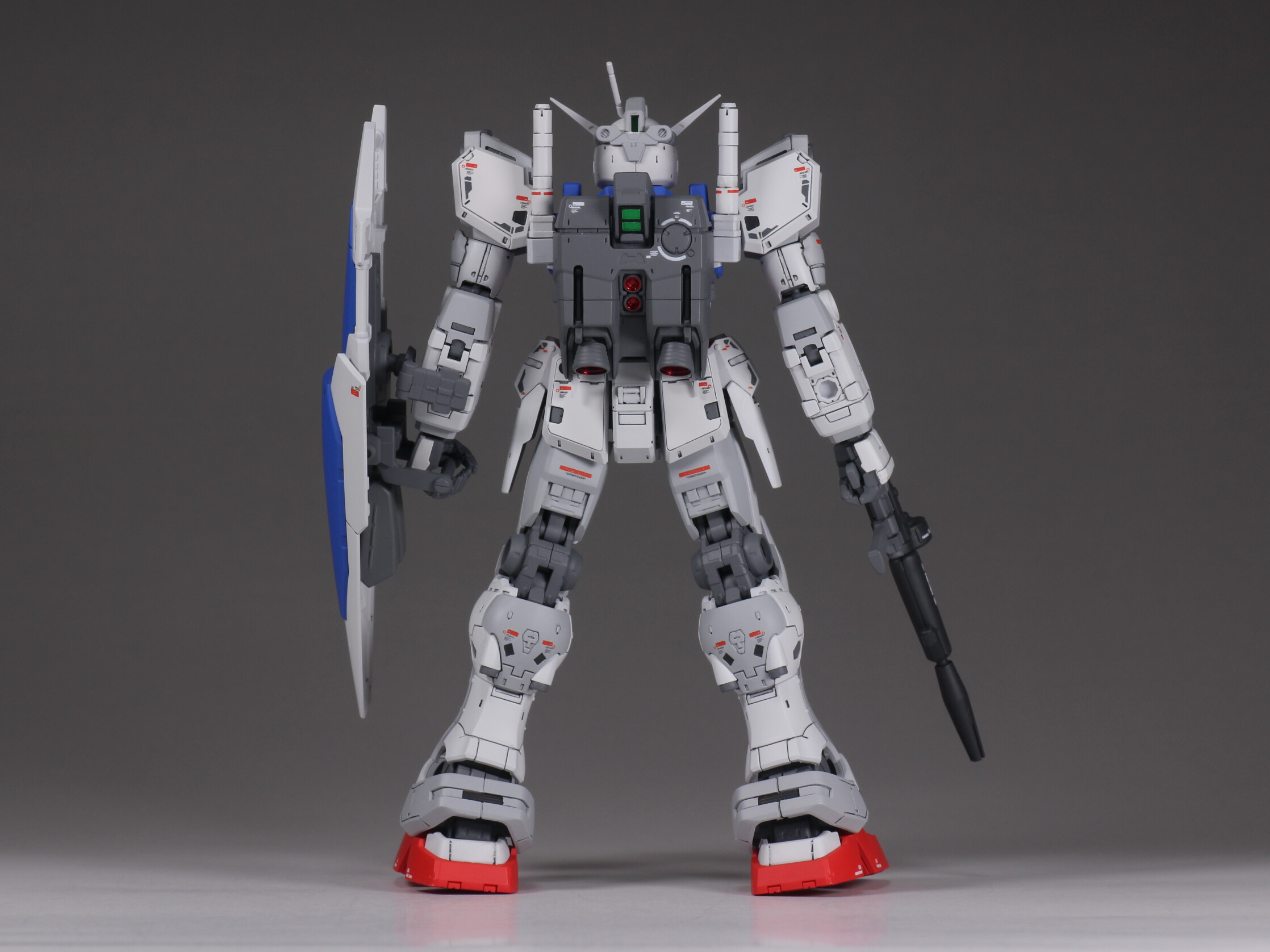 RG 1/144 RX-78GP01 ガンダム試作1号機 ゼフィランサス 全塗装