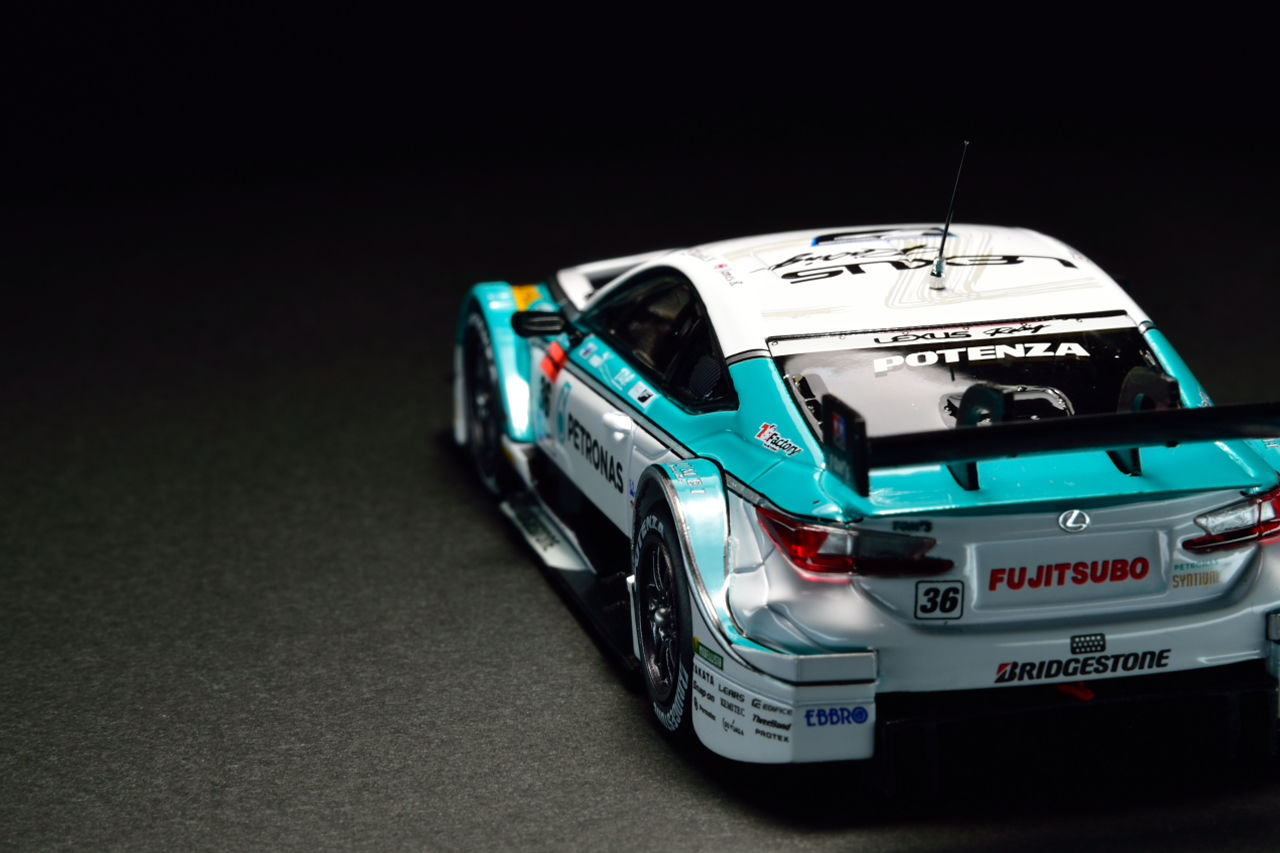 EBBRO 1/43 PETRONAS TOM'S RC-F : POKER FACE 4 ReLoad