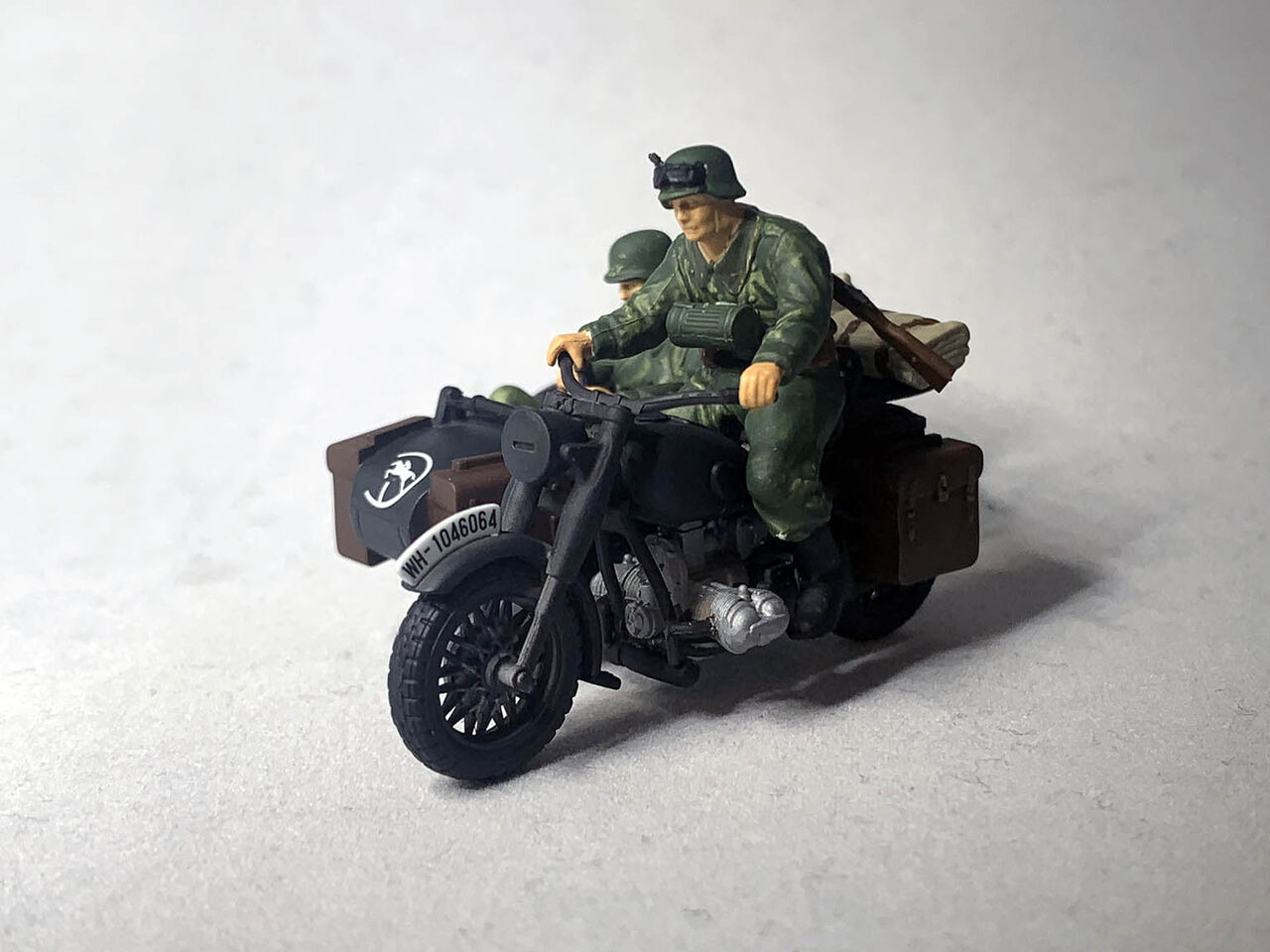 タミヤ 1/48 ドイツ軍用サイドカー（2021年04月04日） : 積み、組み