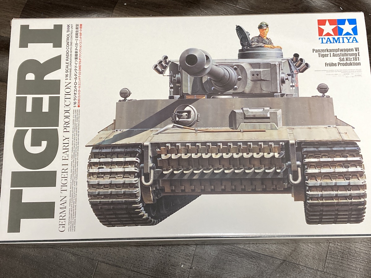 タミヤ 1/16 RCタンク ドイツ重戦車タイガー1初期生産型 フル