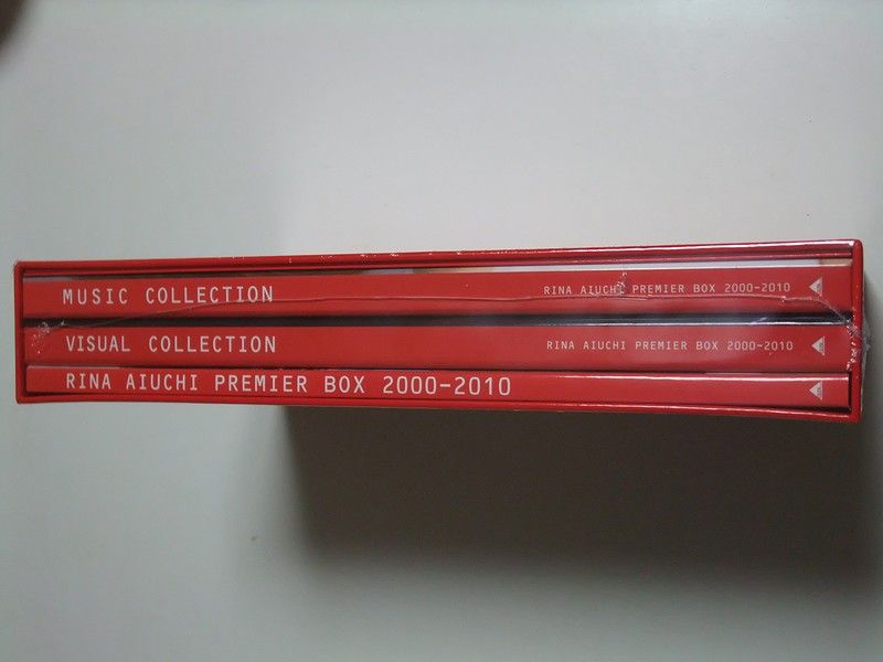 愛内 里菜さんのプレミアボックス 「RINA AIUCHI PREMIER BOX 2000