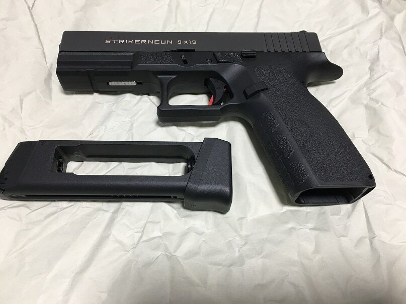 Carbon8 Striker Neun : 黒波さんの日記