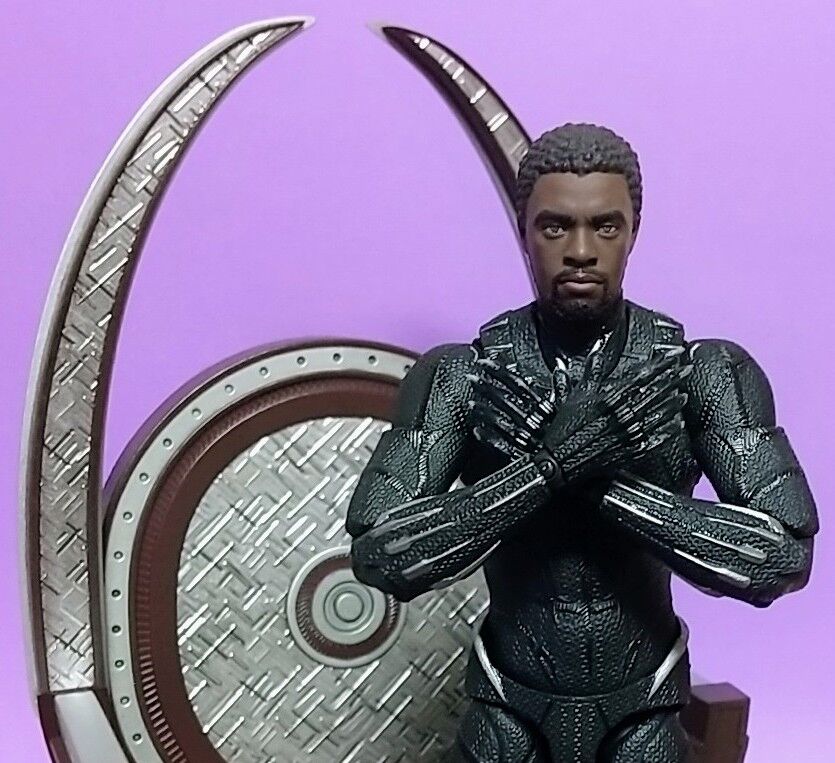 玉座付きでブラックパンサーが再登場！】MAFEX BLACK PANTHER Ver.1.5