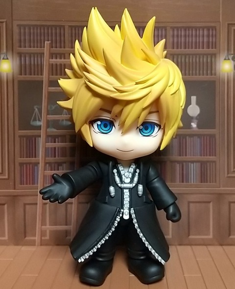 オンラインショップ限定！キーブレード2刀流のロクサス】ねんどろいど