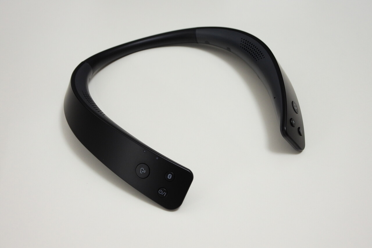 外でも部屋でも使える防水ネックスピーカーを買ってみた