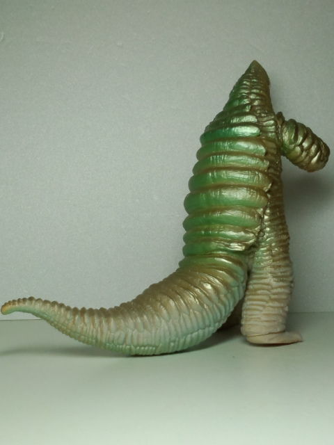 サタコレ「レッドキング二代目」（雪上Ver.） : 怪獣バイパス