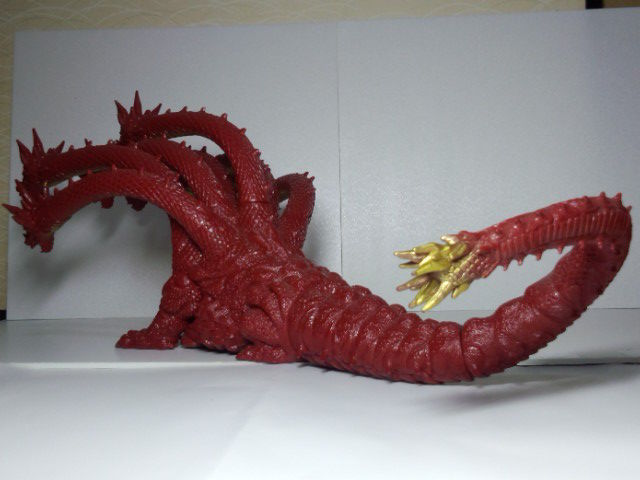 バンダイソフビ「八岐大蛇（ヤマタノオロチ）」 : 怪獣バイパス