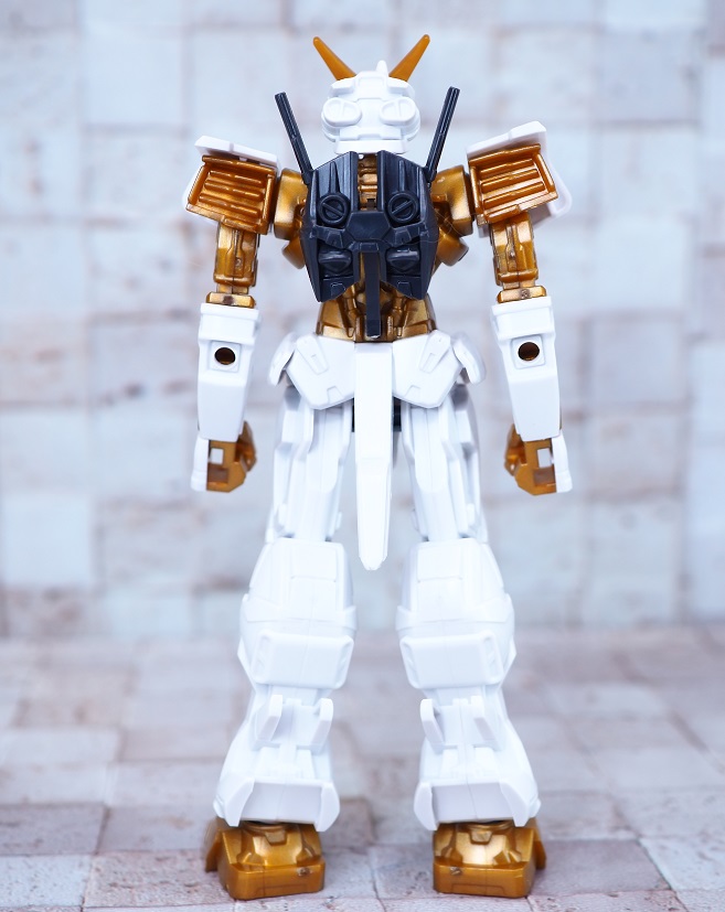 1/144 ガンダムアストレイ ゴールドフレーム レビュー : おもちゃの巣