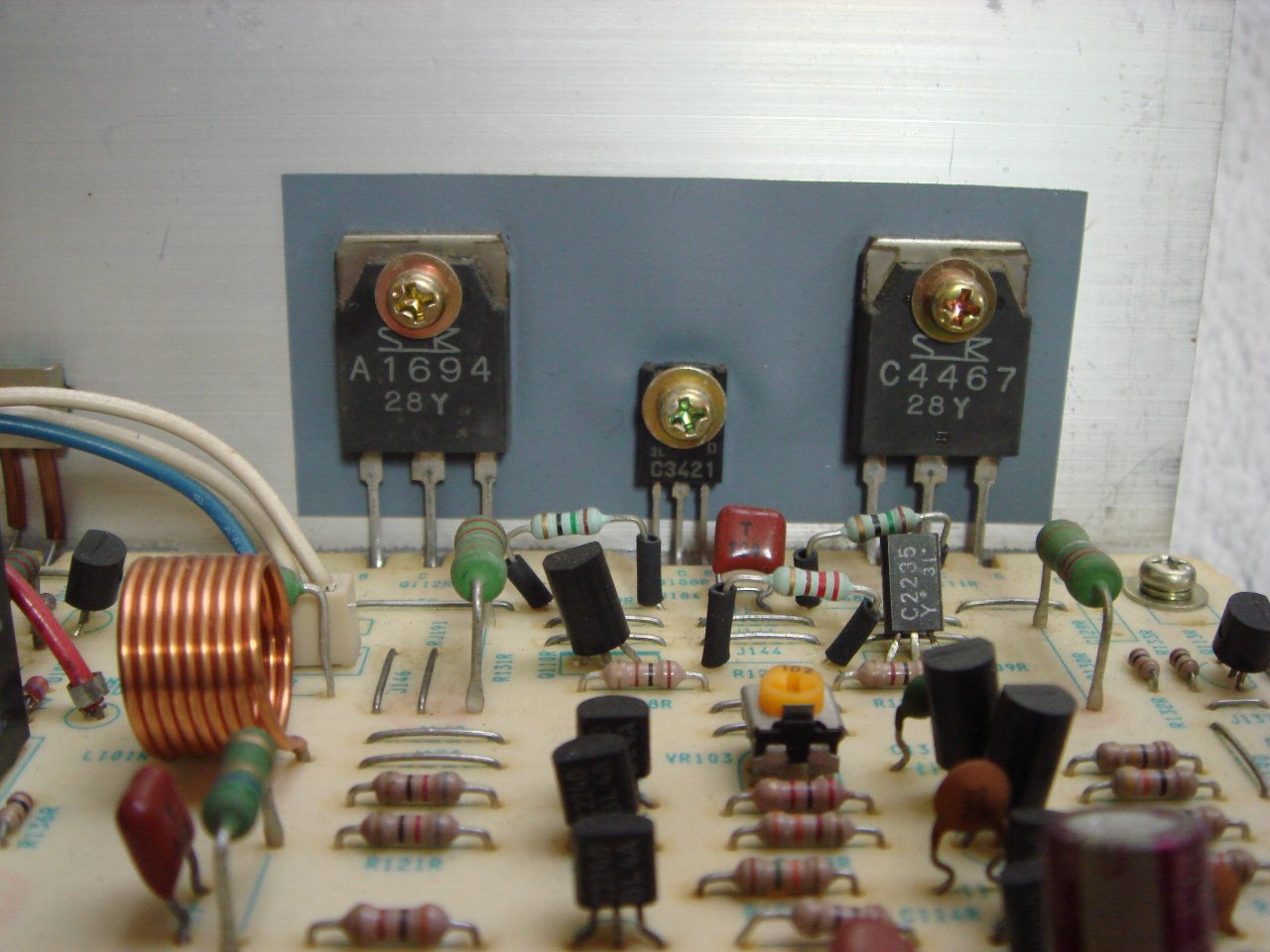 Nakamichi IA-4s をデジタルアンプにカスタマイズ : アンプジャンカー