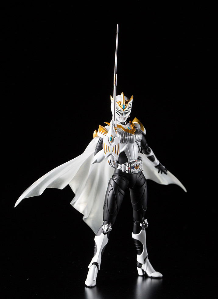 大好評受注中！S.H.Figuarts 仮面ライダーファムで遊んでみました