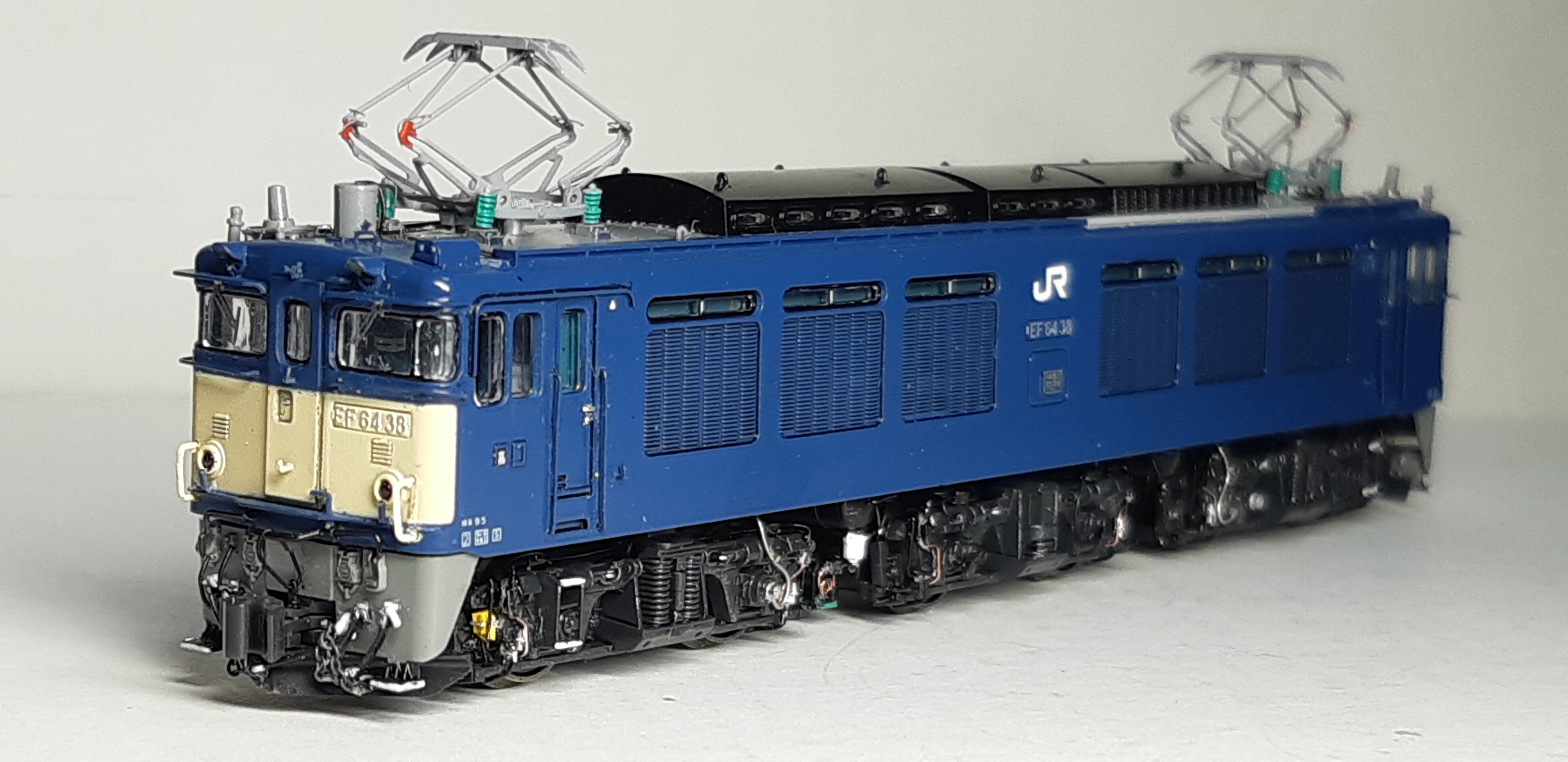 Kato3041 EF64 0番台前期形一般色の追加台車の精密加工整備 : （仮称