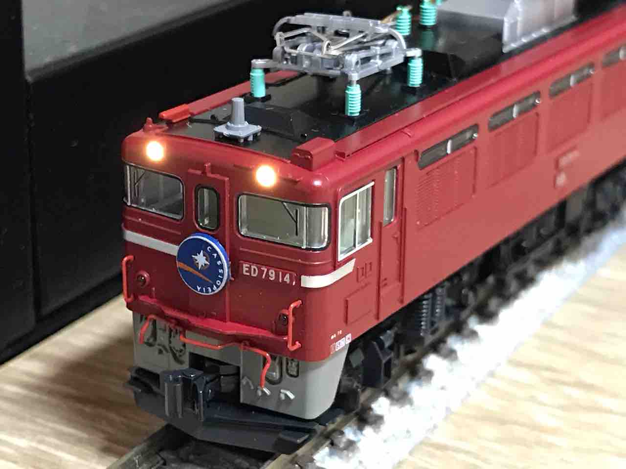 KATO ED79 シングルアームパンダグラフ入線&整備 - れいるのおと