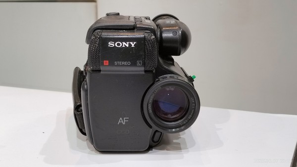 1990/平成2/SONY/CCD-TR75/Handycam/ハンディカム/8ミリビデオ