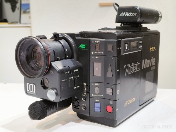 1986/昭和61/Victor/GR-C7/VIDEO MOVIE/VHS-C/当時世界最小最軽量