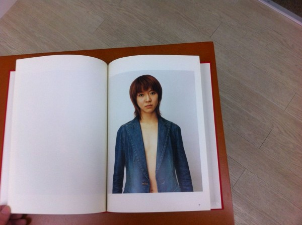 鷹野隆大写真集『IN MY ROOM』 (蒼穹舍、2005年3月17日発行) : 蒼穹舎