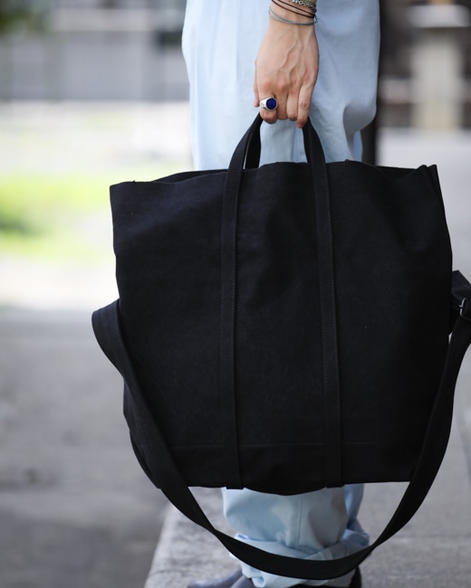 AMIACALVA 2way messenger bag (M) [Black]