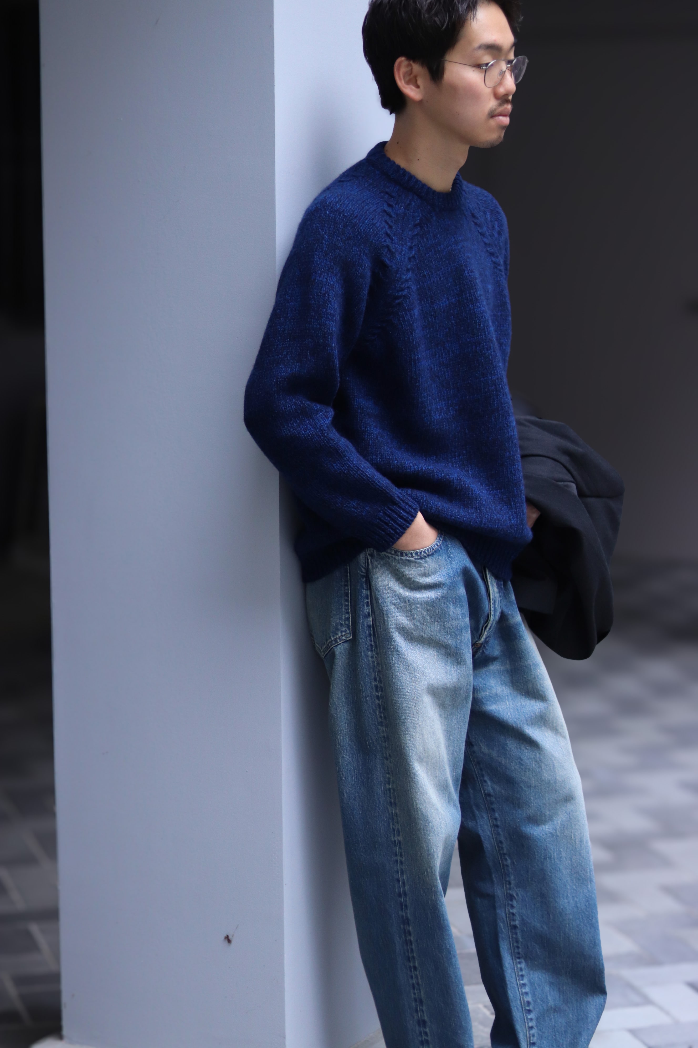 CORGI EXCLUSIVE RAGLAN LOOP PULLOVER