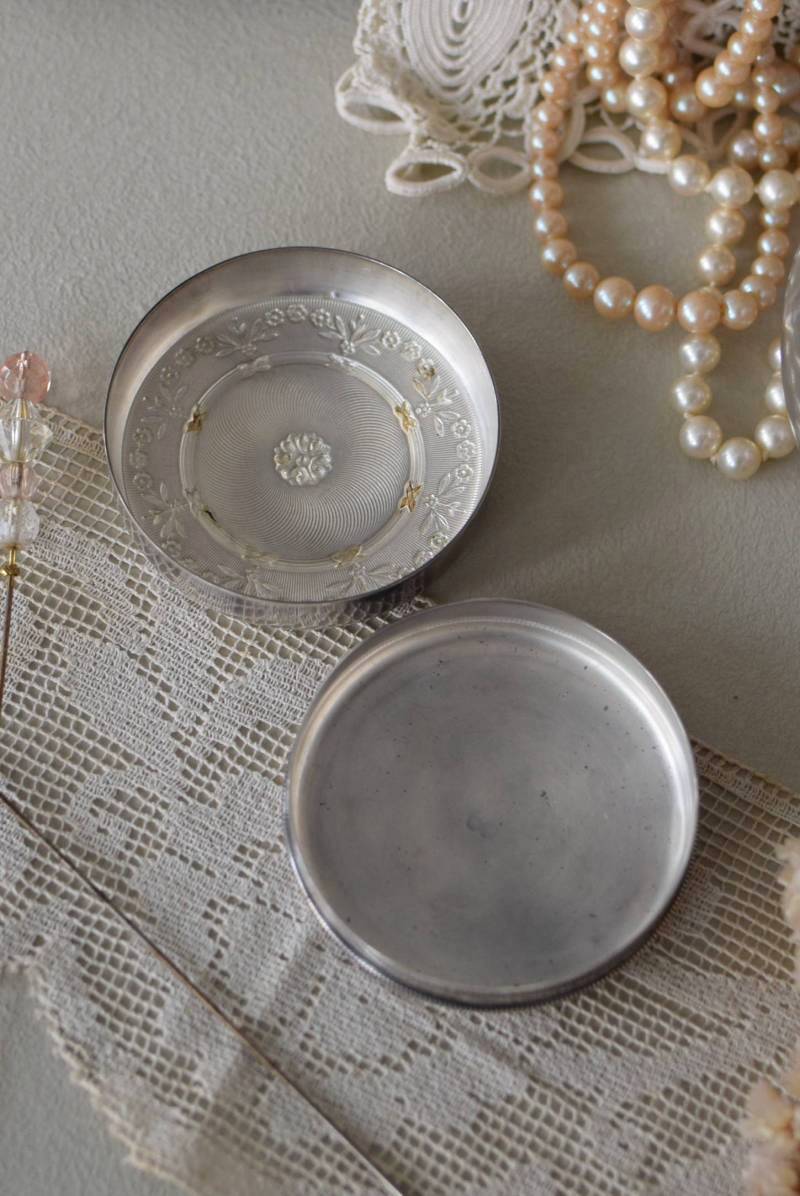 シルバー雑貨 アンティークピルケース.silver 小物入れ フレンチ雑貨