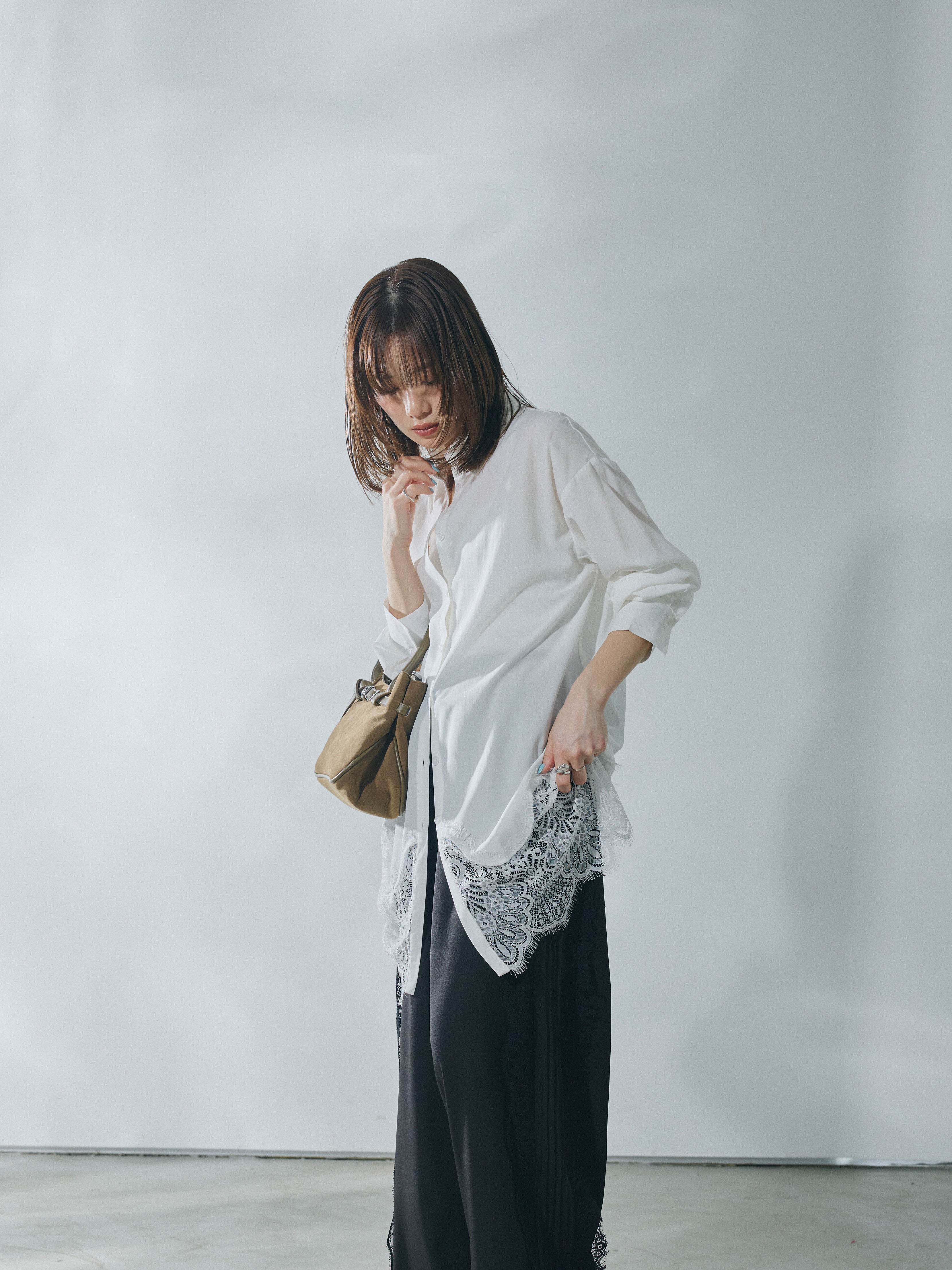 Allure】[SET]裾レースポプリンシャツ+サイドピンタックレースイージー