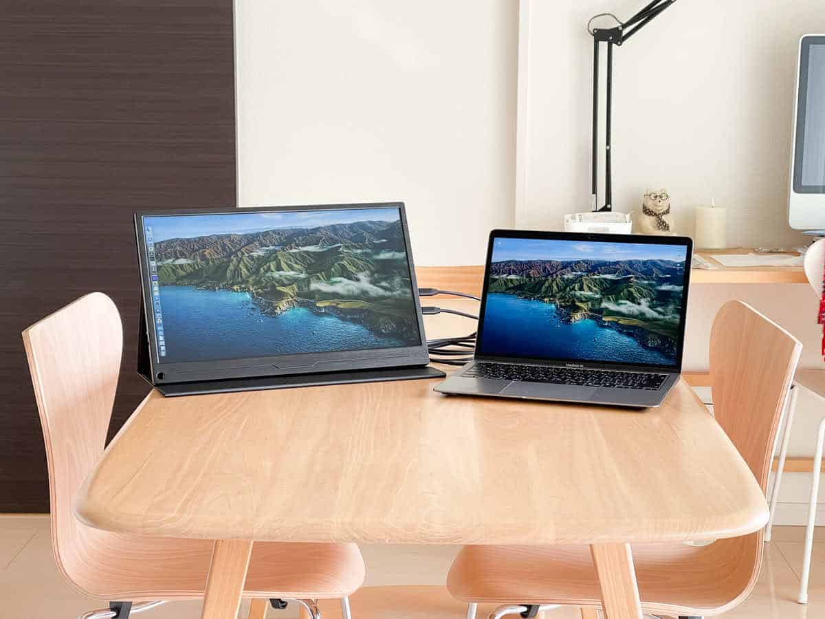 リフレッシュレート144Hzの17.3インチモバイルモニター【EVICIV EVC